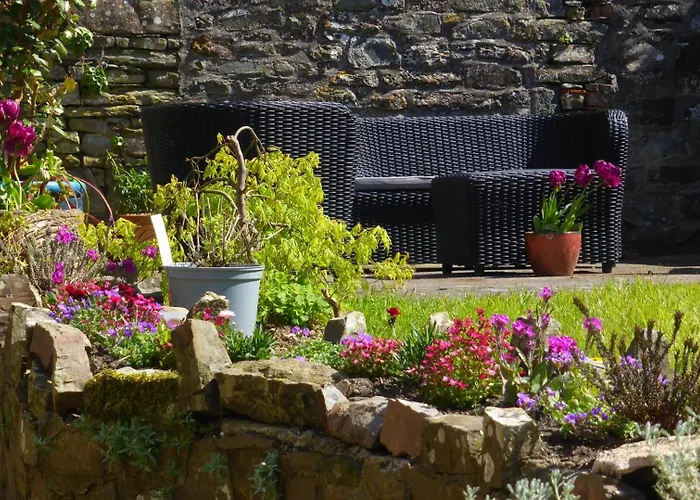 East Titchberry Cottage - Thatched Cottage Charm In Rural North Devon