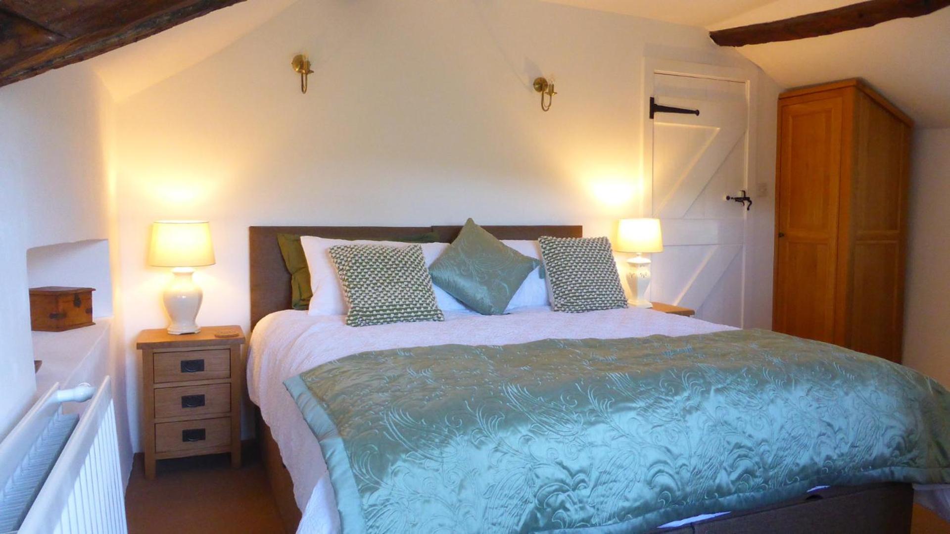Ferienhaus East Titchberry - Thatched Charm In Rural North Devon